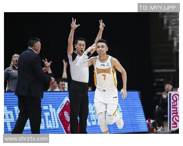 上海篮球队在奥运会积分榜中以74分稳居第一名引发热议 上海篮球队在奥运会积分榜中以74分稳居第一名引发热议
