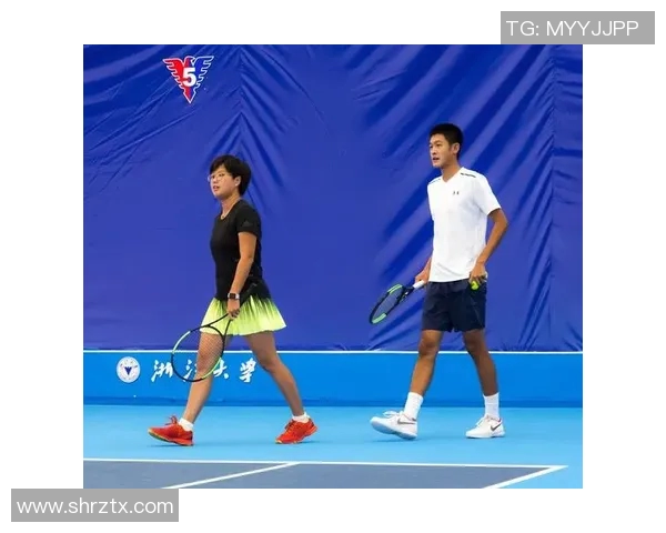 杭州网球队在总决赛中的灵活性展现与战术调整分析 杭州网球队在总决赛中的灵活性展现与战术调整分析