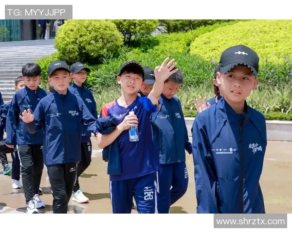 探索ykm足球的魅力与发展潜力助力青少年成长与团队精神培养